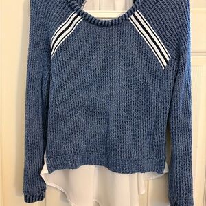 Elegant Blue Knit Sweater with Striped Accents